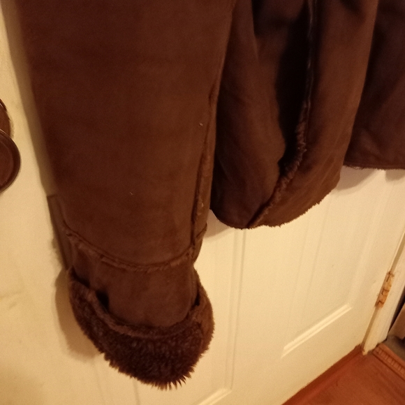 Lakewear faux suede brown jacket, size XL - Picture 4 of 7